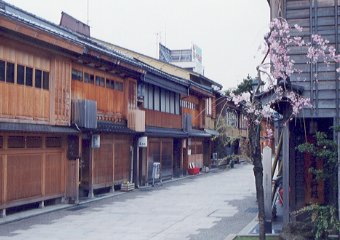 Nishi Chaya-gai