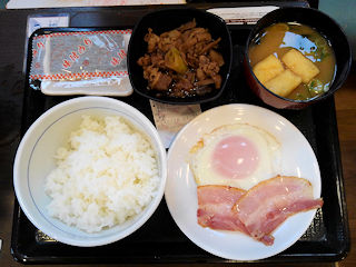 �ڋʏĂ��������x�[�R�����H